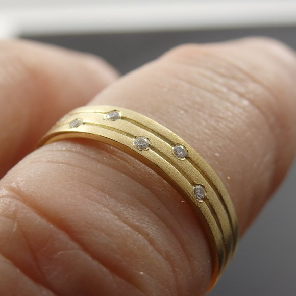 Sonia Bitton Galerie de Bijoux® "Diamonds in the Sand" 14K Gold Ring - Picture 7 of 10